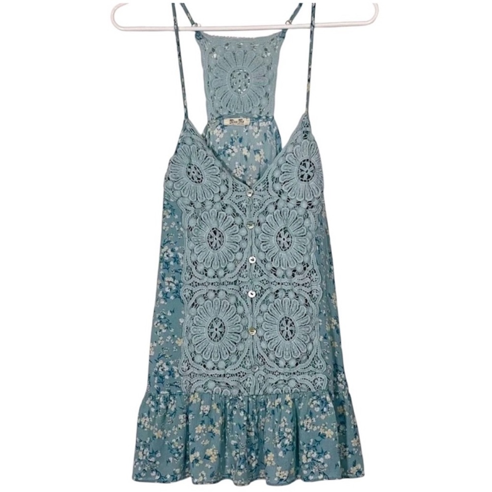 Miss Me Boho Floral Print Flowy Cami with Lace Detail Womens Size Medium - Picture 3 of 10